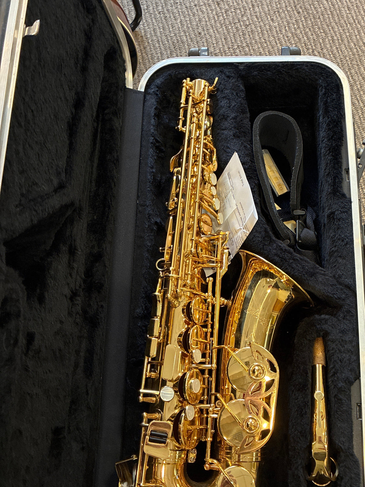 Blessing Alto Saxophone BAS-1287 Standard Series; SN: 571100 used yet in near mint condition-