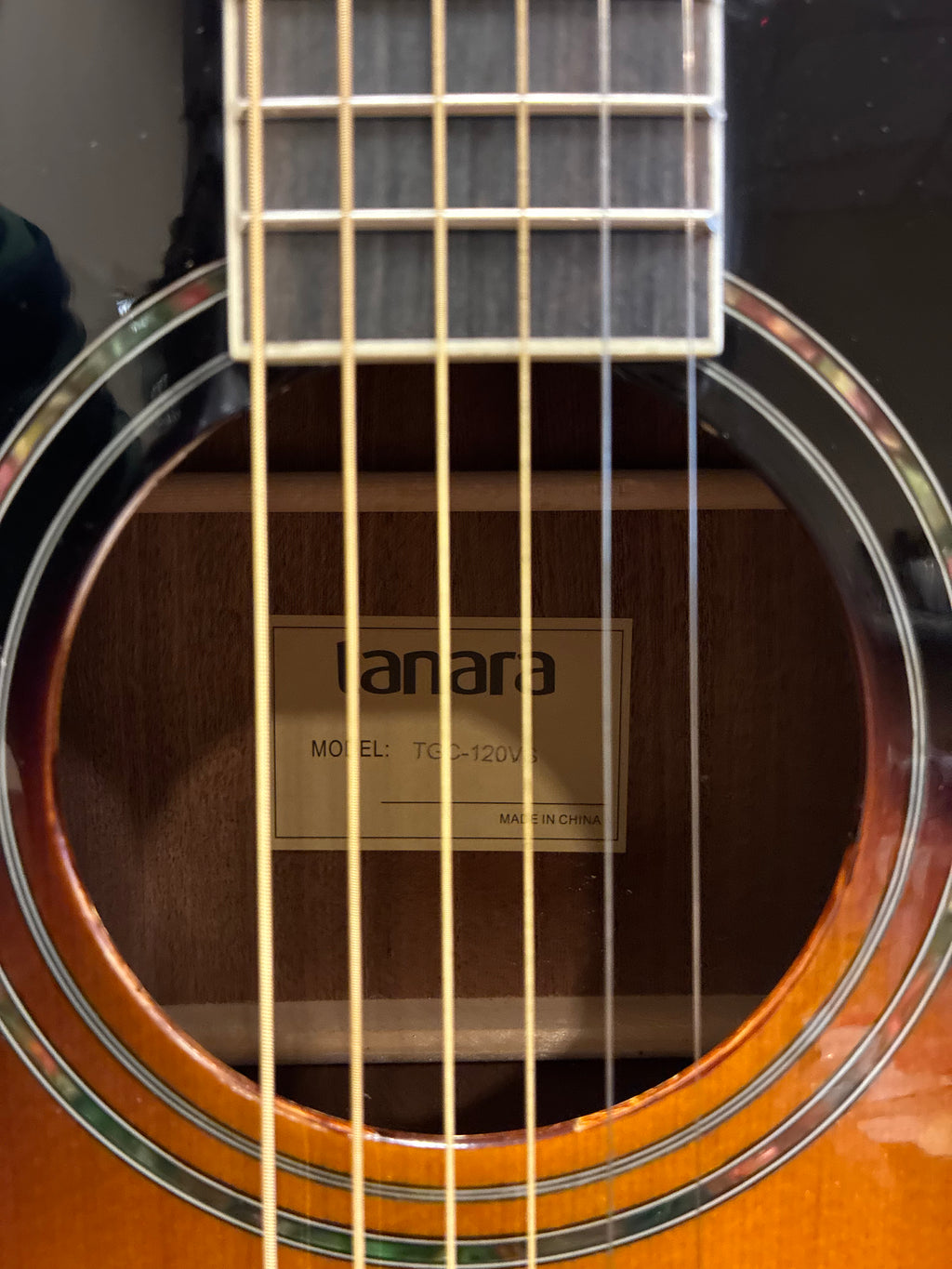 Tanara TGC-120VS Acoustic Guitar- Sunburst