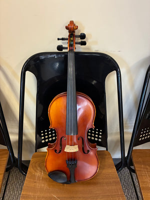 Eric Pfretzschner 4/4 (Full-Size) Student Violin model 30114/4- Like New (SN: P20385)