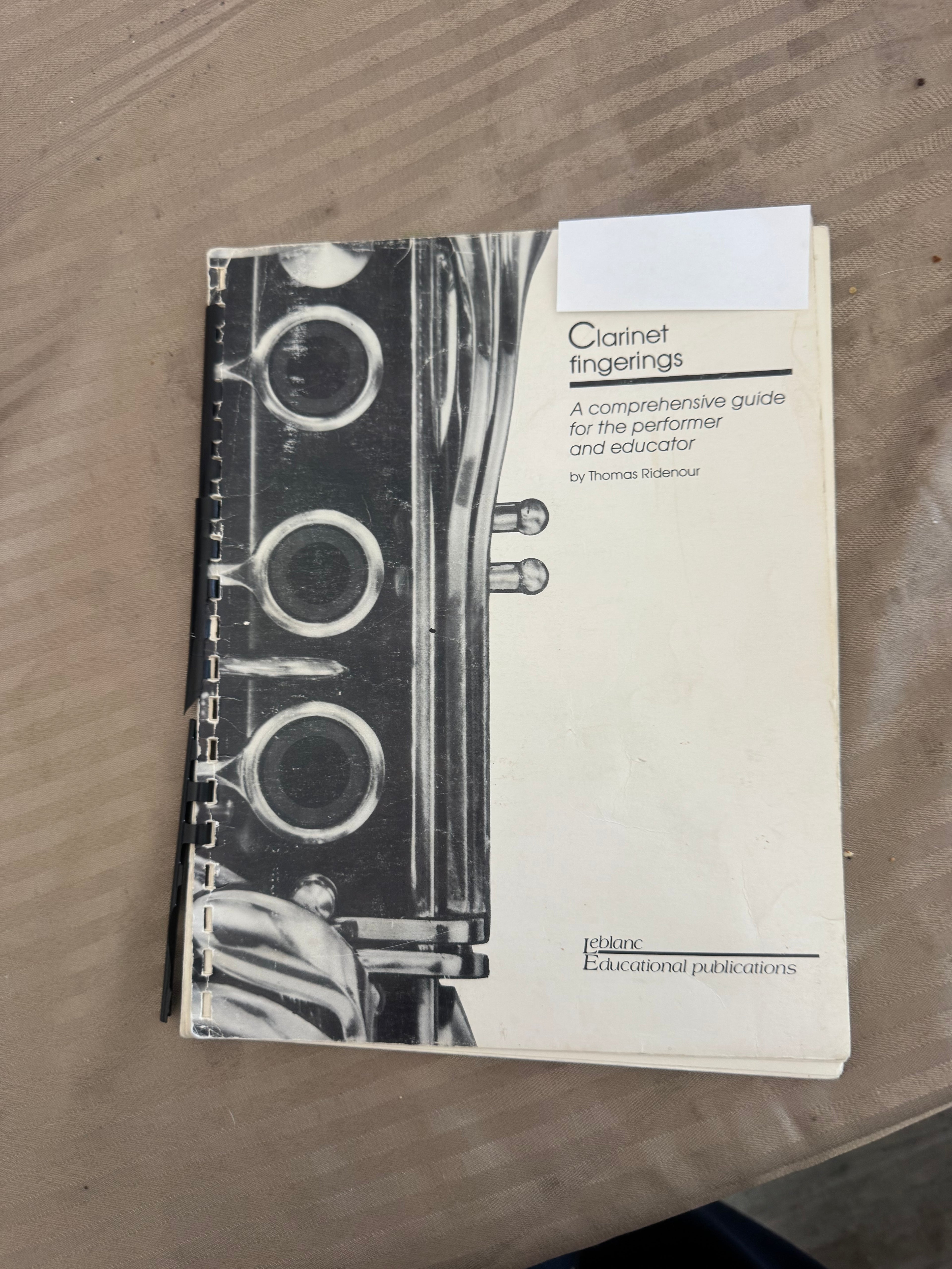 Clarinet Fingerings by Thomas Ridenour (Hard Copy)