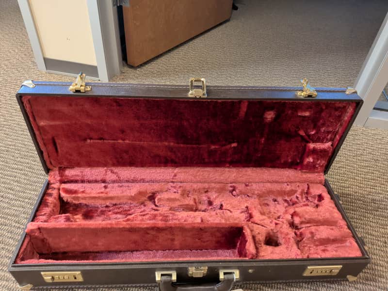 Locking Leather Soprano Saxophone Case: Yamaha YAC SSC801 Early 2000s era Brown Leather Case