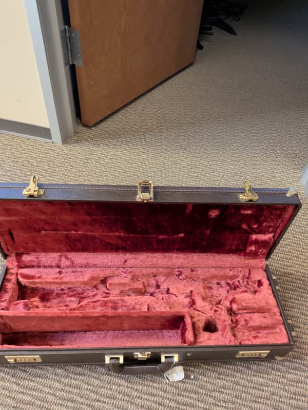 Locking Leather Soprano Saxophone Case: Yamaha YAC SSC801 Early 2000s era Brown Leather Case