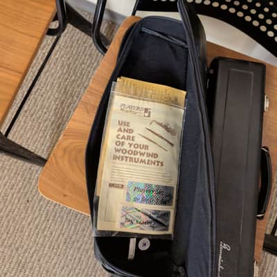 Gemeinhardt 72SP 2009 - Silver-plated Student-model Flute with B-foot and with Case and Cover